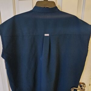 FIGS Rafaela Oversized Scrub Top LARGE